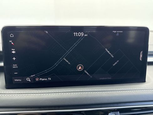 Used 2022 Genesis G70 2.0T image 18