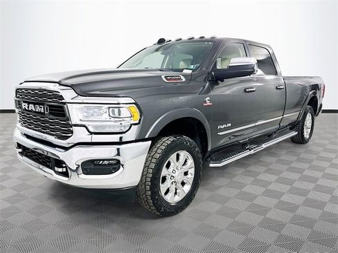 Used 2022 RAM 3500 Limited image 3