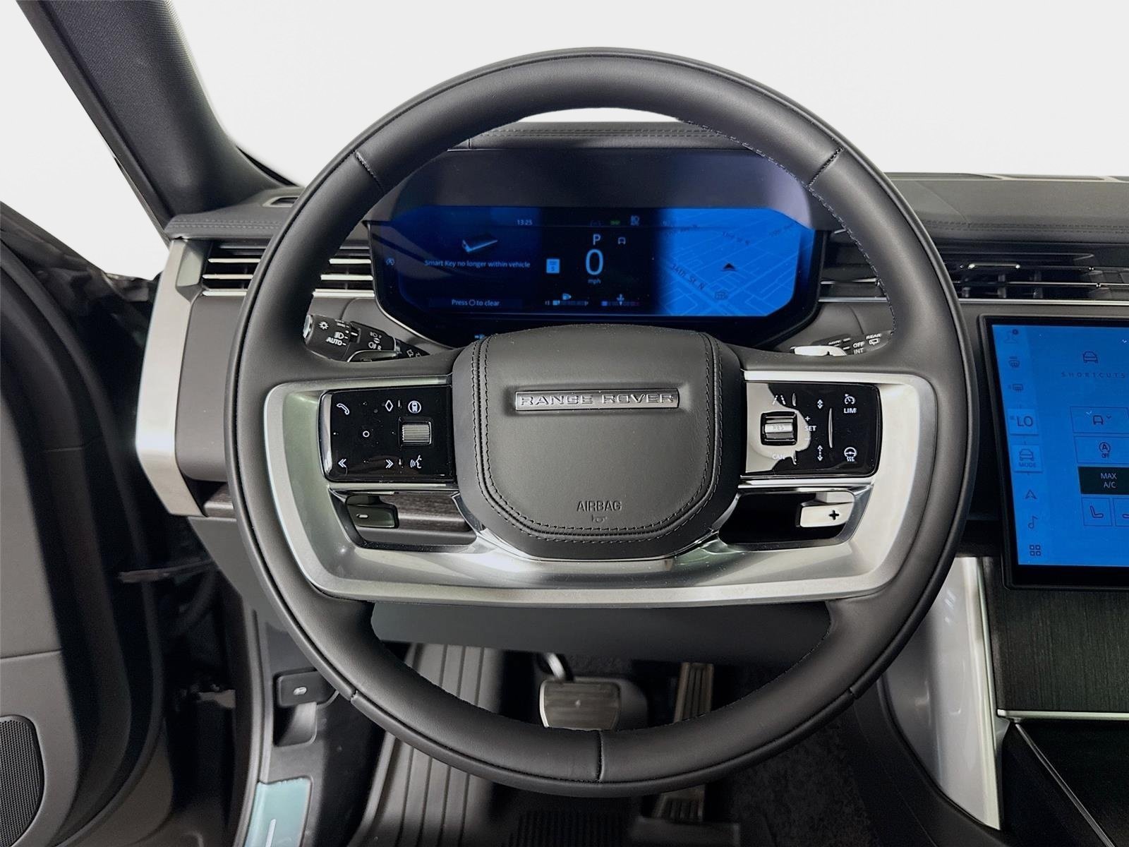 New 2026 Land Rover Range Rover Long Wheelbase SE AWD/4WD image 12