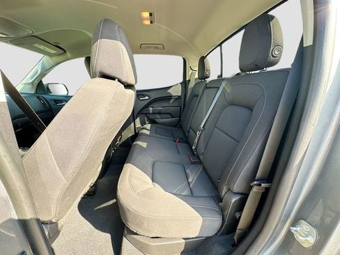 Used 2020 Chevrolet Colorado LT w/ Safety Package image 30