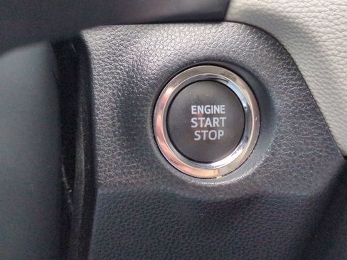 Certified 2022 Toyota RAV4 XLE w/ Convenience Package image 28