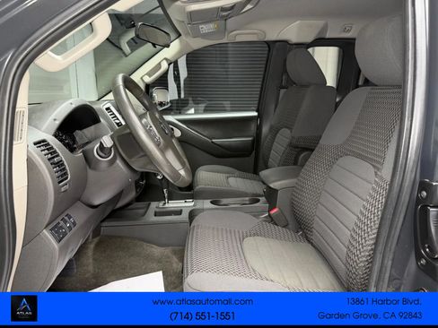 Used 2013 Nissan Frontier SV AWD/4WD image 22