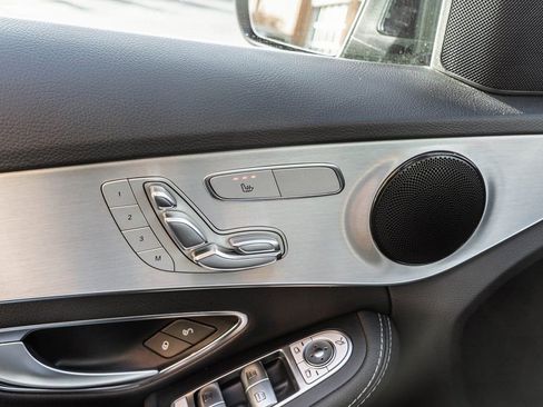 Used 2018 Mercedes-Benz C 300 4MATIC Sedan image 18
