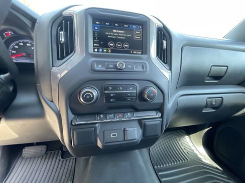 Certified 2019 Chevrolet Silverado 1500 Custom Trail Boss w/ Custom Convenience Package AWD/4WD image 33