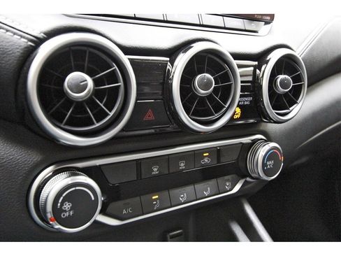 New 2025 Nissan Sentra SV image 18