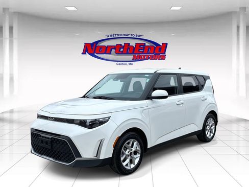 Used 2023 Kia Soul LX w/ Option Group 015 image 3