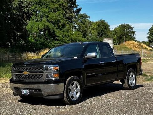 Used 2015 Chevrolet Silverado 1500 LS w/ Trailering Package AWD/4WD image 4