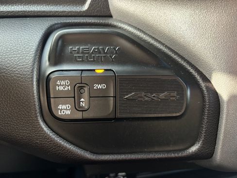 Used 2023 RAM 2500 Big Horn w/ Level 1 Equipment Group image 17