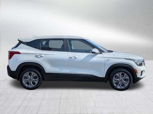 Certified 2024 Kia Seltos LX AWD/4WD image 8