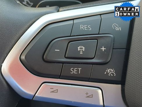 Used 2024 Volkswagen Atlas Cross Sport SE image 13