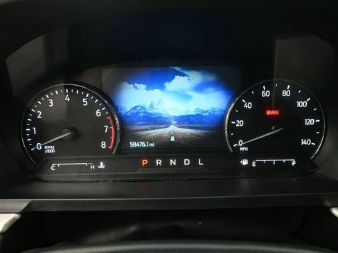 Used 2022 Ford Explorer XLT w/ Equipment Group 202A image 23