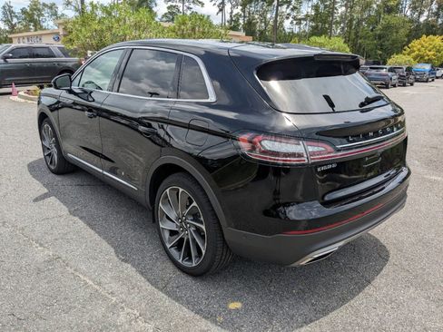 Certified 2023 Lincoln Nautilus Reserve w/ Equipment Group 202A image 7