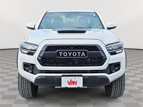 Used 2023 Toyota Tacoma TRD Pro image 2