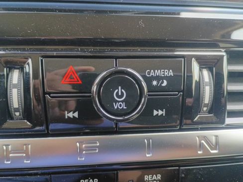 New 2026 Nissan Pathfinder SV image 16