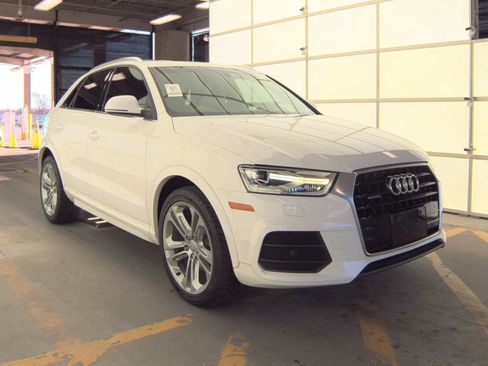 Used 2017 Audi Q3 2.0T Premium Plus w/ Premium Plus Package image 3