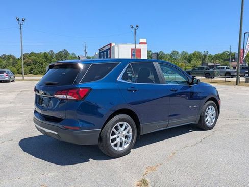 Used 2022 Chevrolet Equinox LT image 3