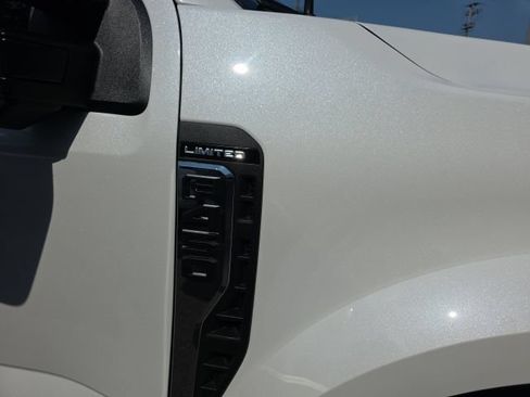 Used 2024 Ford F450 Limited w/ FX4 Off-Road Package AWD/4WD image 7