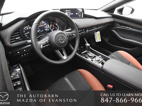 Certified 2025 MAZDA MAZDA3 Carbon AWD/4WD image 27