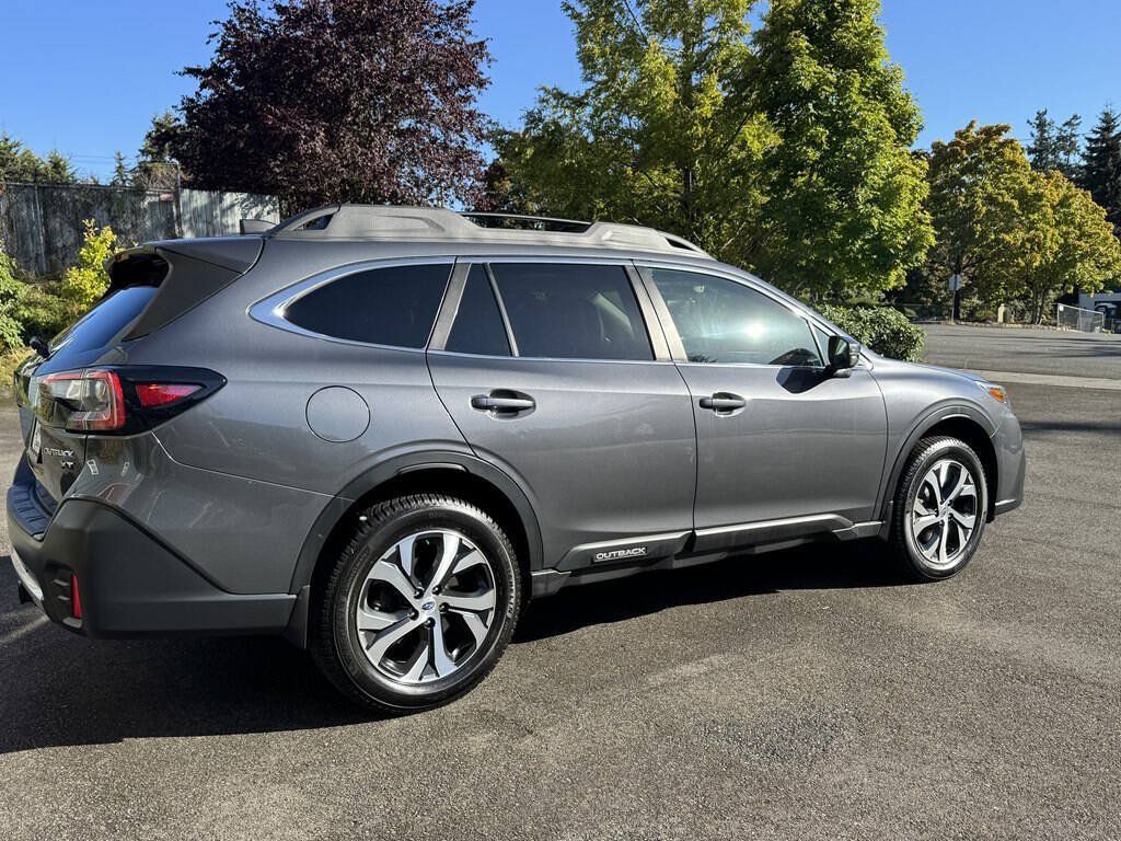 Used 2021 Subaru Outback Limited XT w/ Popular Package #2 AWD/4WD image 3
