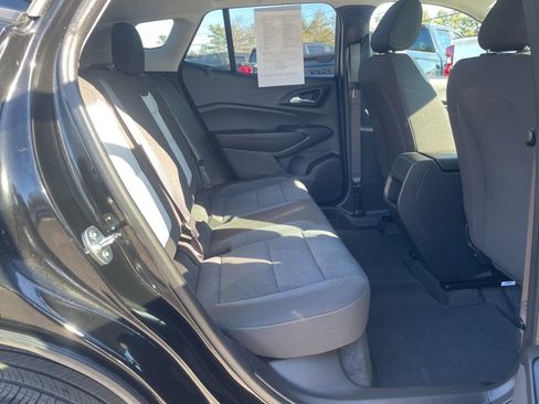 Used 2024 Chevrolet Trax LS w/ LS Convenience Package image 26