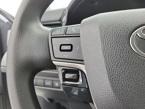 Used 2025 Toyota Camry LE w/ Convenience Package FWD image 24