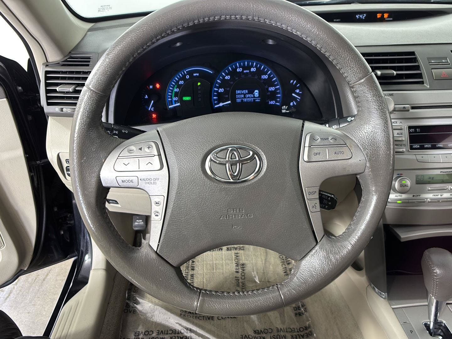Used 2010 Toyota Camry Hybrid w/ Upgrade Pkg FWD image 24