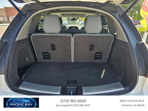 Used 2016 Acura MDX w/ Technology Package AWD/4WD image 17