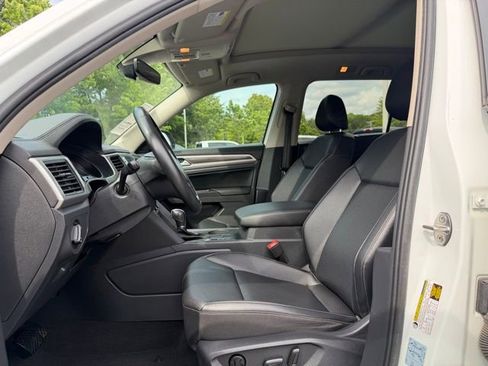 Used 2019 Volkswagen Atlas SE FWD image 11