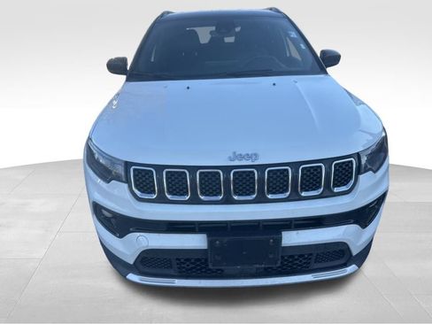 Used 2023 Jeep Compass Limited image 32