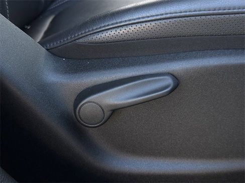 Used 2021 Jeep Renegade Limited image 31