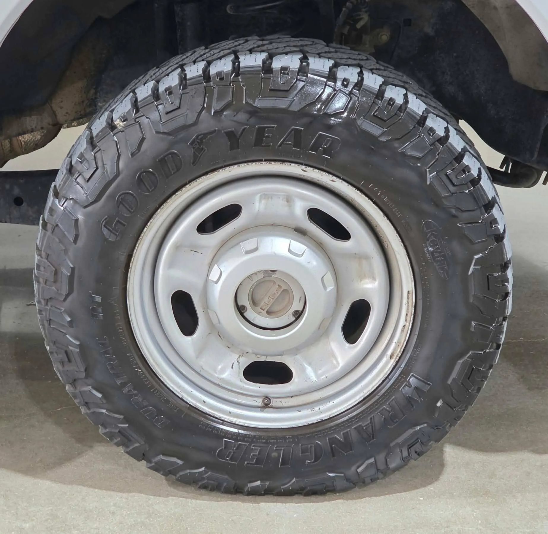 Used 2017 Ford F250 XL w/ Power Equipment Group AWD/4WD image 31