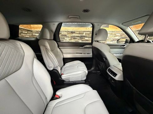 Certified 2023 Hyundai Palisade SEL image 33
