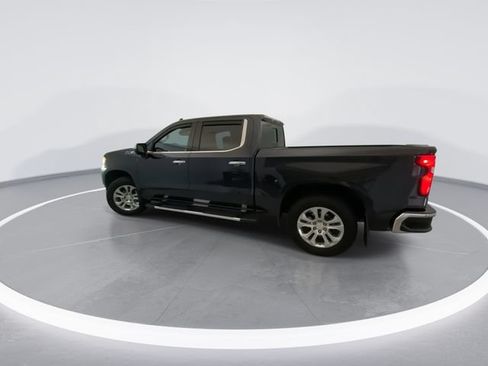 Used 2024 Chevrolet Silverado 1500 LTZ AWD/4WD image 5