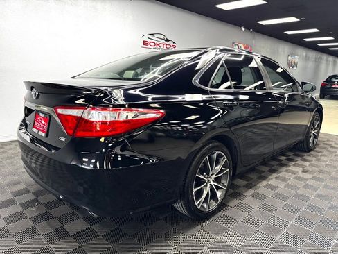 Used 2016 Toyota Camry XSE FWD image 14