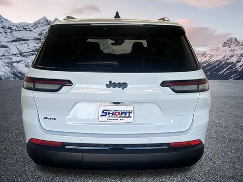 New 2025 Jeep Grand Cherokee L Altitude AWD/4WD image 6