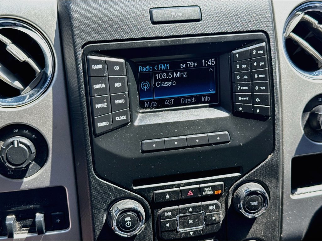 Used 2014 Ford F150 XLT w/ Equipment Group 302A Luxury AWD/4WD image 15
