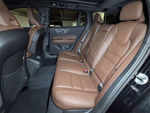New 2026 Volvo V60 B5 Cross Country Plus w/ Climate Package image 25