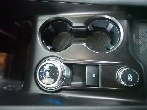 Used 2025 Ford Explorer ST image 16