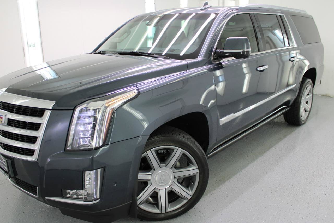 Used 2019 Cadillac Escalade ESV Premium Luxury AWD/4WD image 14
