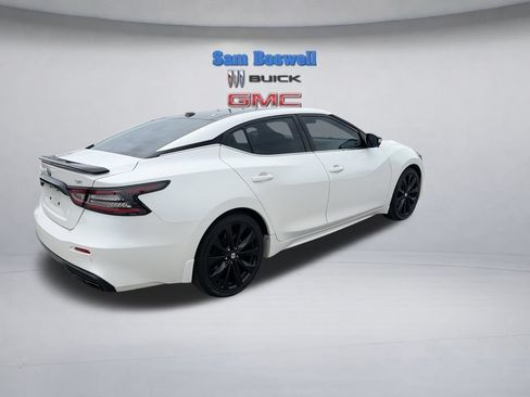 Used 2021 Nissan Maxima SR w/ Sport Mat Group FWD image 9