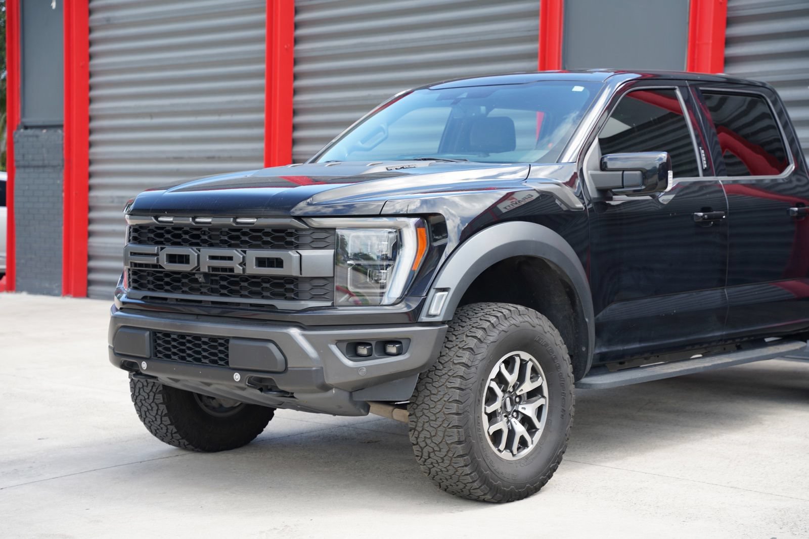Used 2022 Ford F150 Raptor w/ Equipment Group 801A High AWD/4WD image 2
