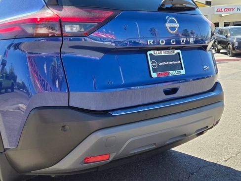 Certified 2023 Nissan Rogue SV FWD image 6