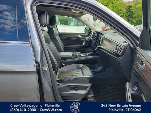 Certified 2024 Volkswagen Atlas SEL Premium R-Line AWD/4WD image 16