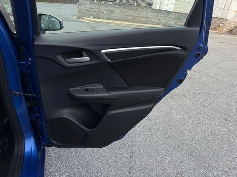 Used 2015 Honda Fit LX image 21