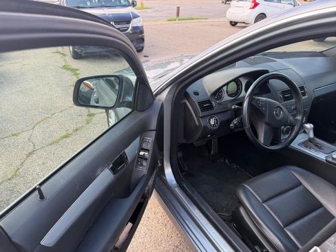 Used 2008 Mercedes-Benz C 300 4MATIC Sedan image 16