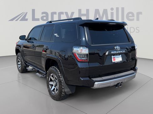 Used 2020 Toyota 4Runner TRD Off-Road AWD/4WD image 3