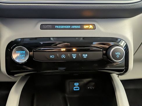 Certified 2023 Ford Escape Active w/ Tech Pack #2 image 18