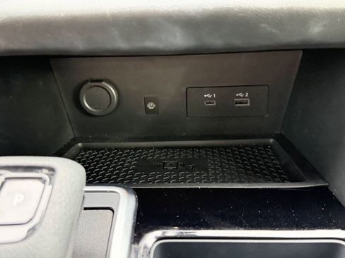 Used 2024 Nissan Pathfinder Platinum FWD image 25
