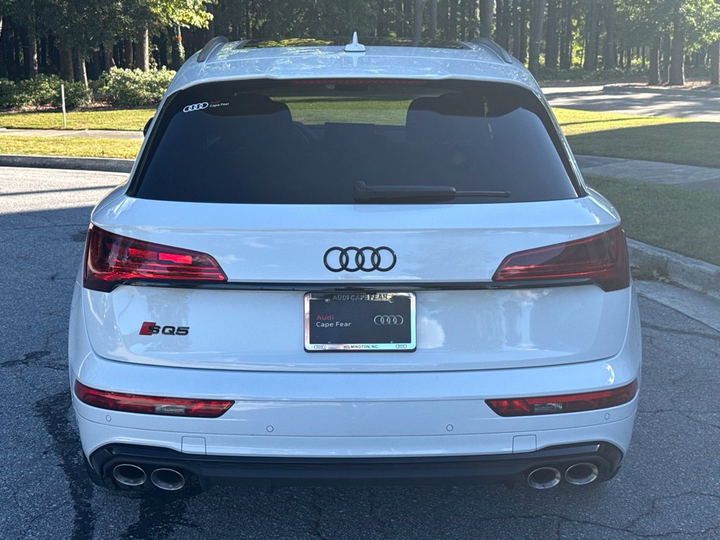 Used 2023 Audi SQ5 Prestige AWD/4WD image 4