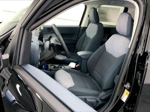 Used 2025 Ford Maverick XLT FWD image 16